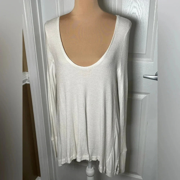 ✨Free People Malibu Thermal‎ Top Size Medium - Picture 6 of 9